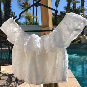 Lace Off-the-shoulder Croptop